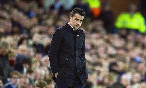 开云体育会员中心-史诗级离奇换人乌龙!富勒姆换错球员,主帅抗议裁判不管