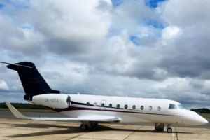 开云体育会员中心-即将启程！杰克逊经纪人社媒晒飞机照片：是时候了！